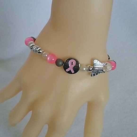 Breast Cancer Awareness beaded stretch bracelet - Picture 1 of 3